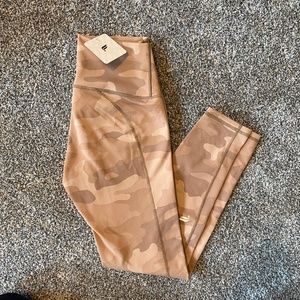 NWT Fabletics power hold leggings